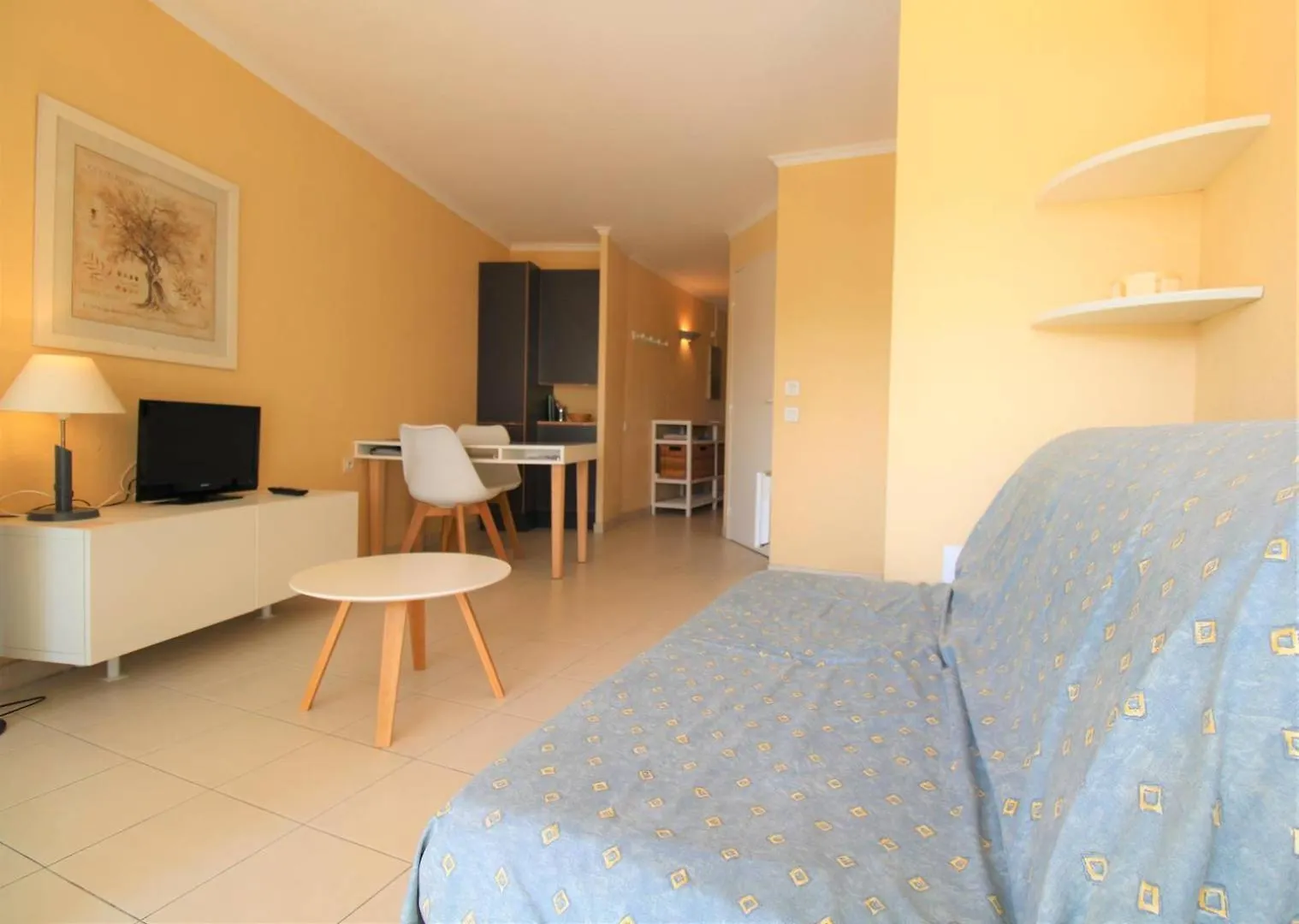 Gasdon - Golfe De St-Tropez - Gassin - Studio Cabine Dans Residence Avec Piscine Bord De Mer 0*,  France